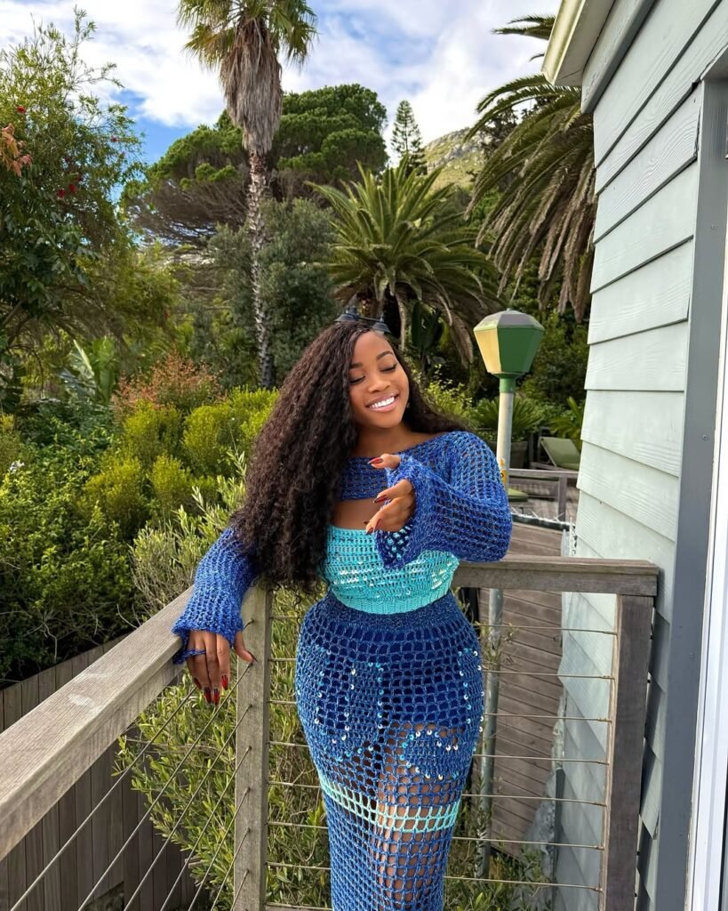 Crochet on Holiday: Veekee James in Hooked by Lade